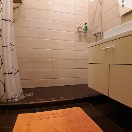 Apartment Central *